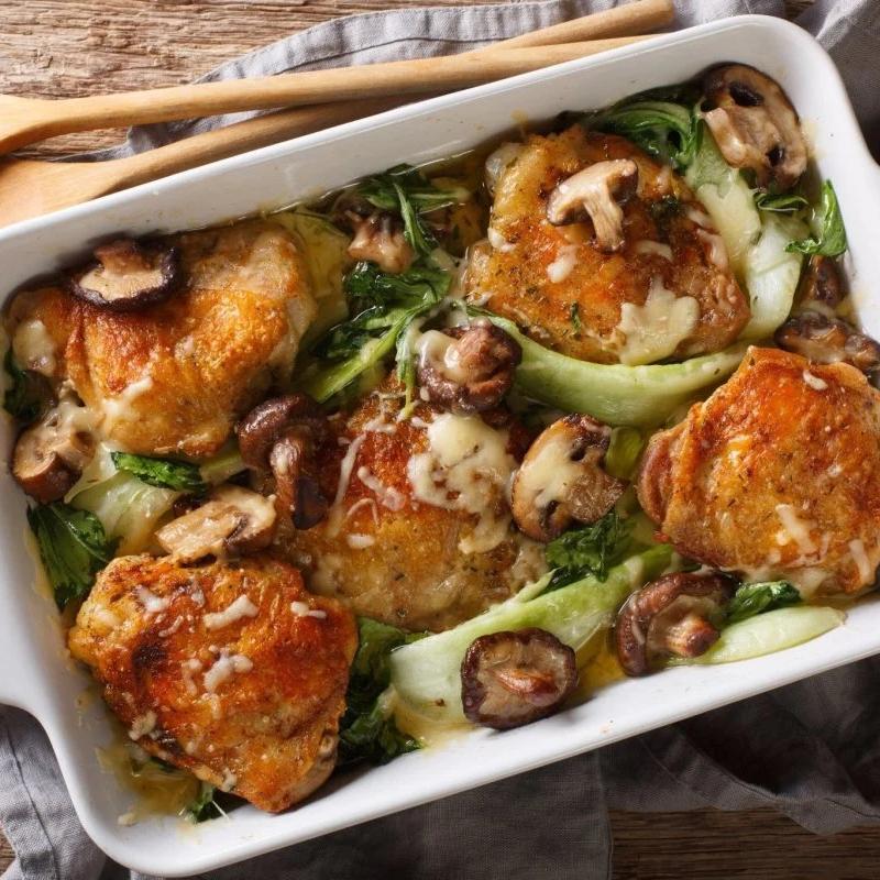 Chicken Thighs (with skin and bone) - Heartstone Farm